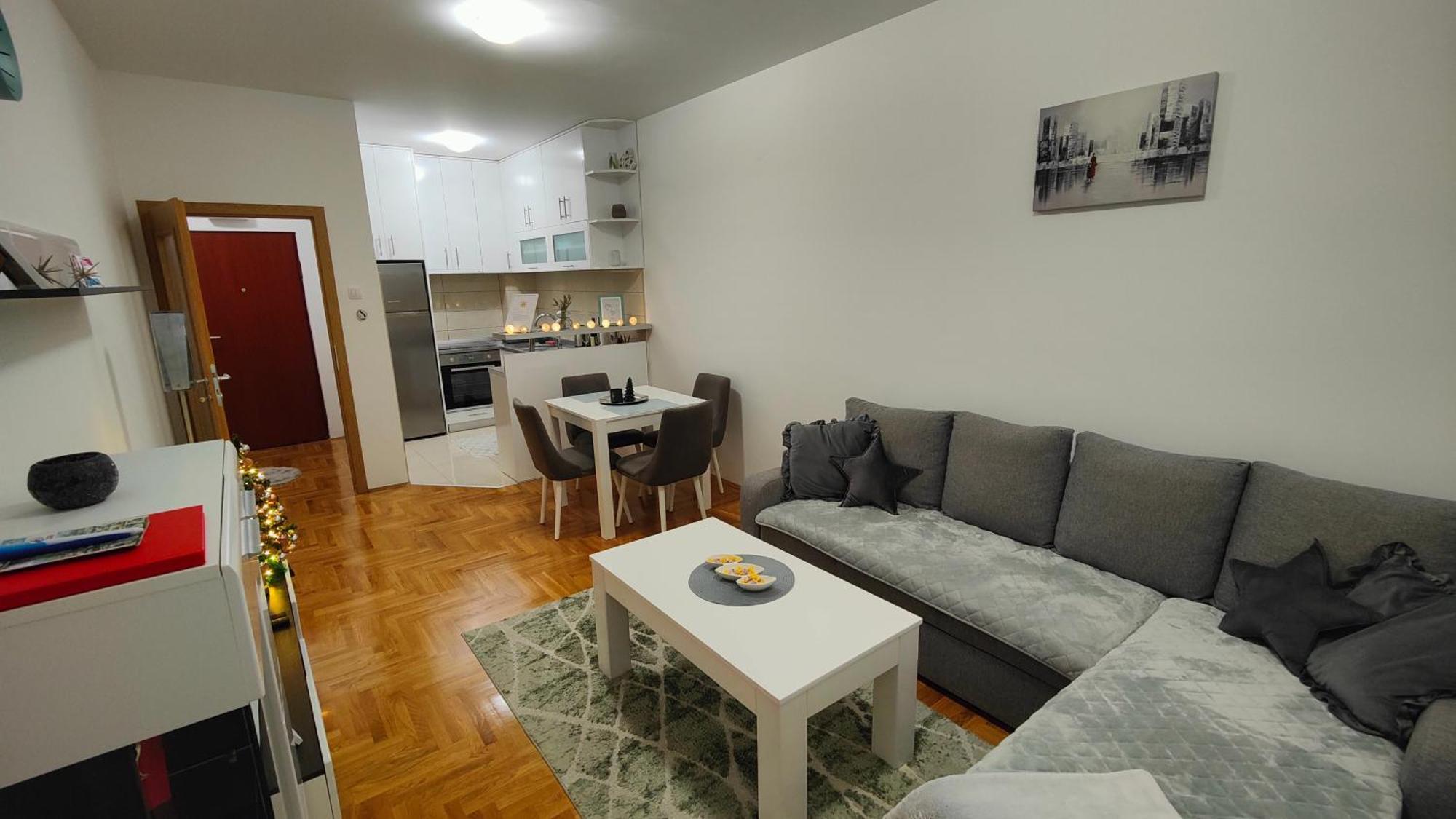 Apartman Sunce เทรบินเย ภายนอก รูปภาพ